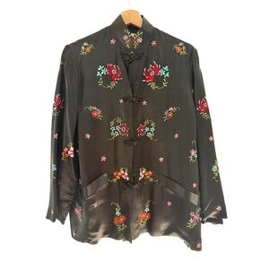 Vintage Chine Black Floral Embroidery Qipao Jacket Mandarin Collar Frog Closures